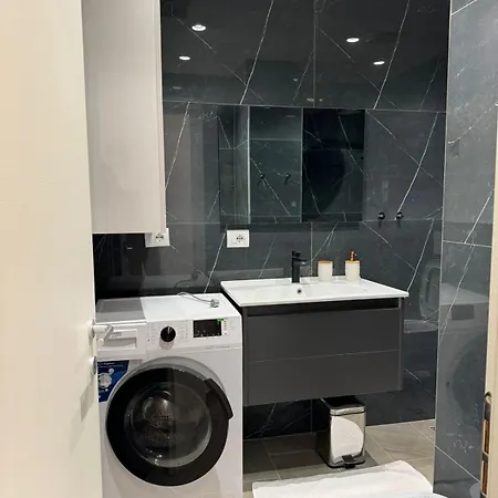 Oasis Apartment Sarande