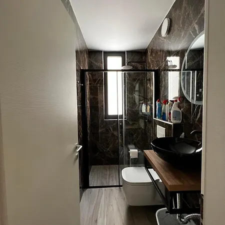 Oasis Apartment